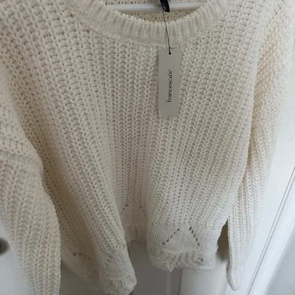 NWT Francesca's - White Knit Cropped Long Sleeve Crew Neck Sweater - Picture 4 of 5
